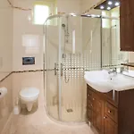 Apartman Honti *